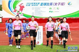 大巴黎成功卫冕欧冠再创辉煌